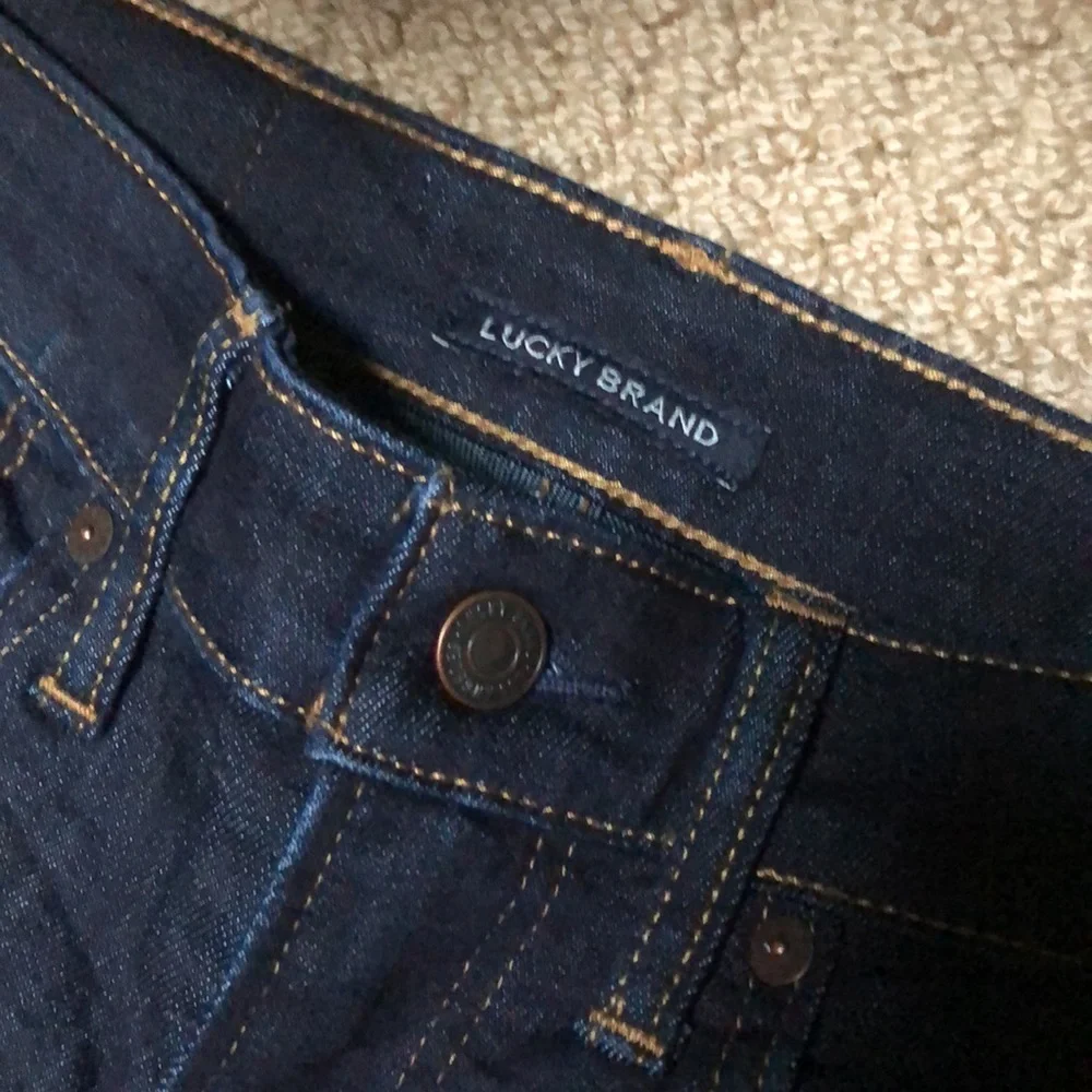 Lucky Brand 110 slim jeans - Picture 2 of 10